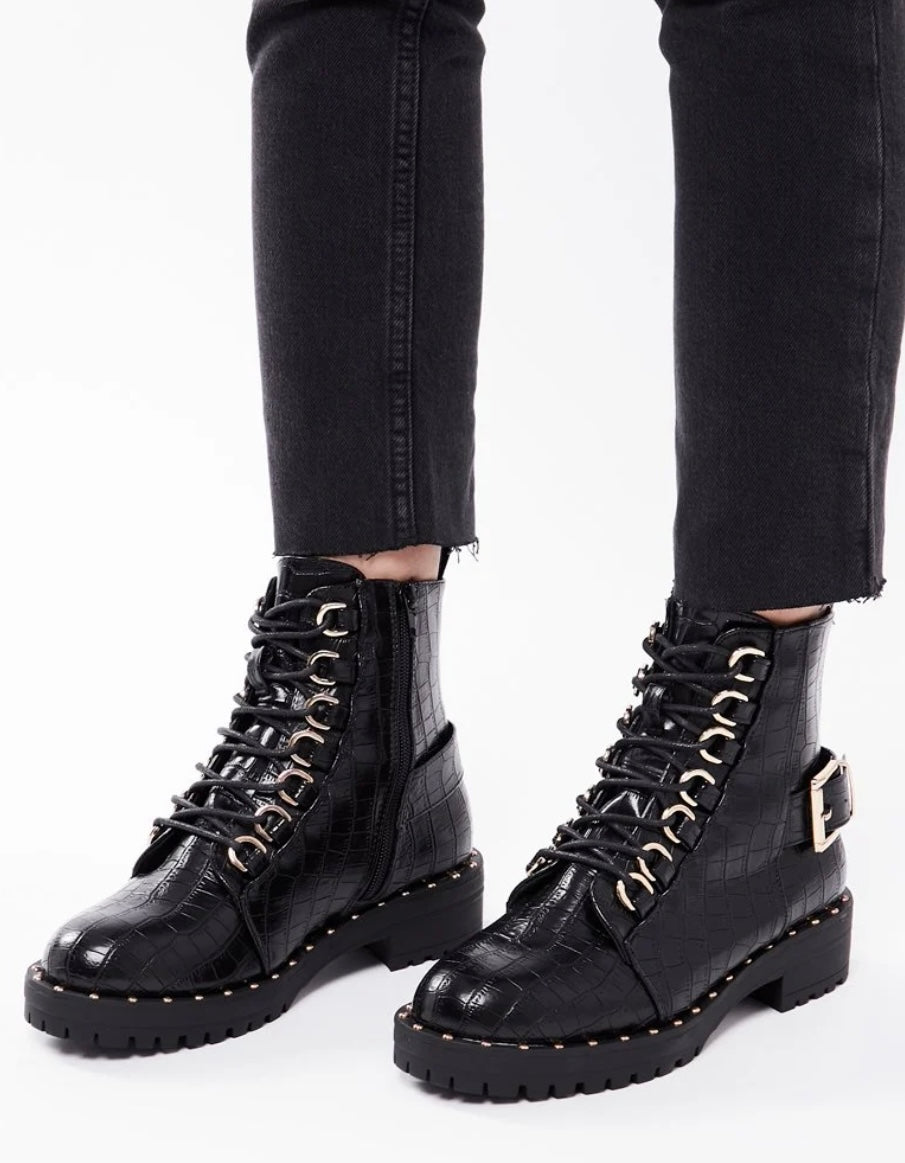 Bottines Noir Style urbain — Femme — Asos