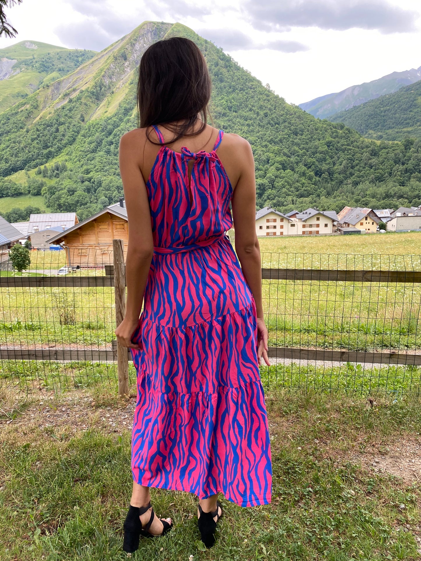 Robe longue fluide à imprimé sauvage