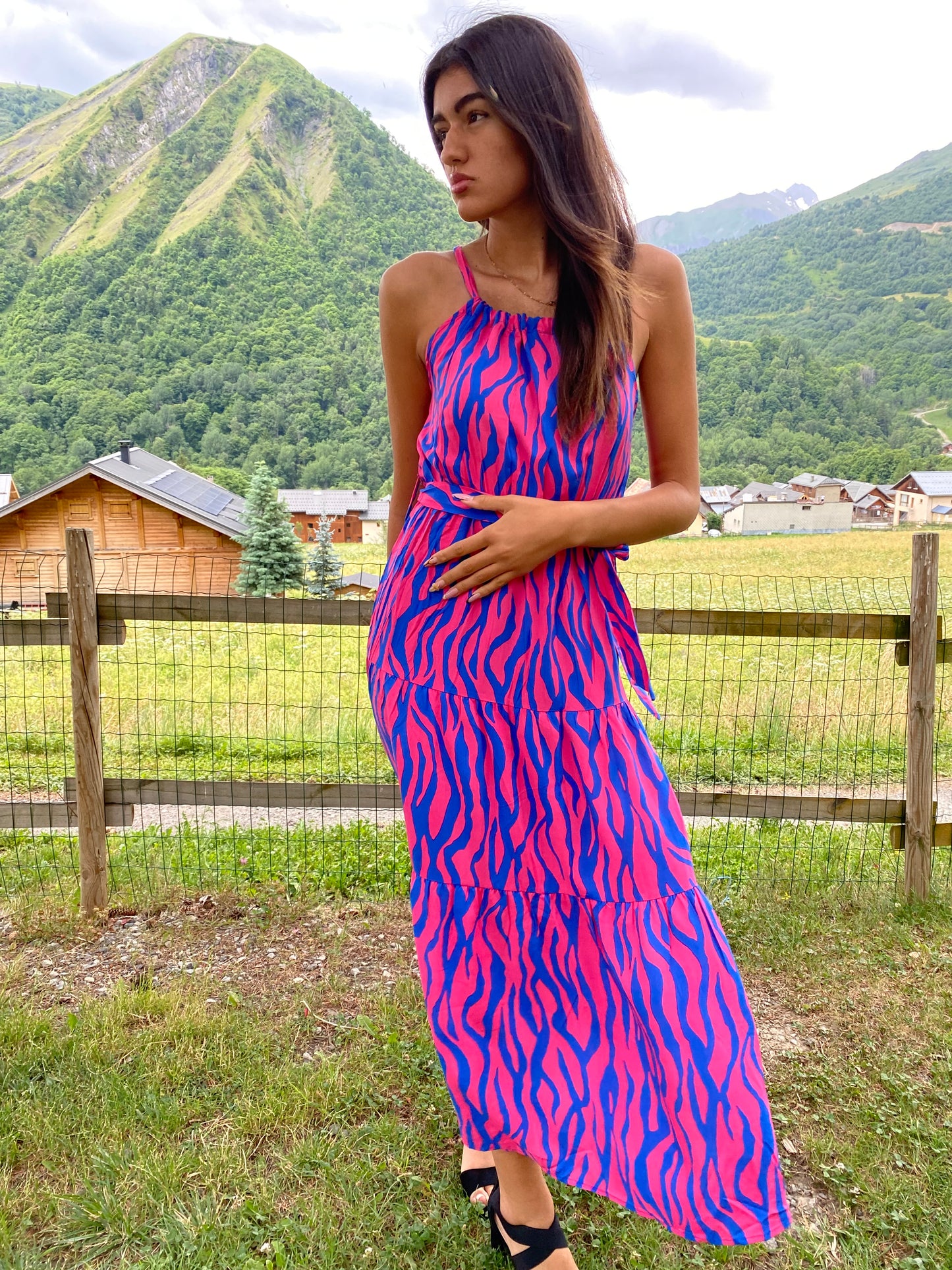 Robe longue fluide à imprimé sauvage