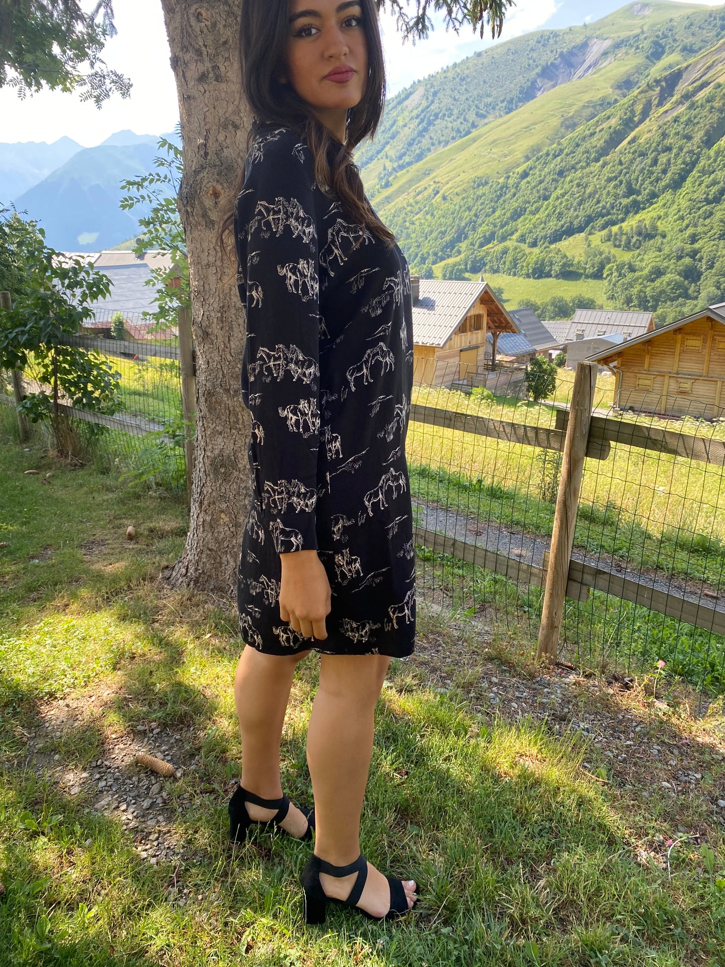 Robe droite Payant Noir -Femme - La Fée Maraboutee